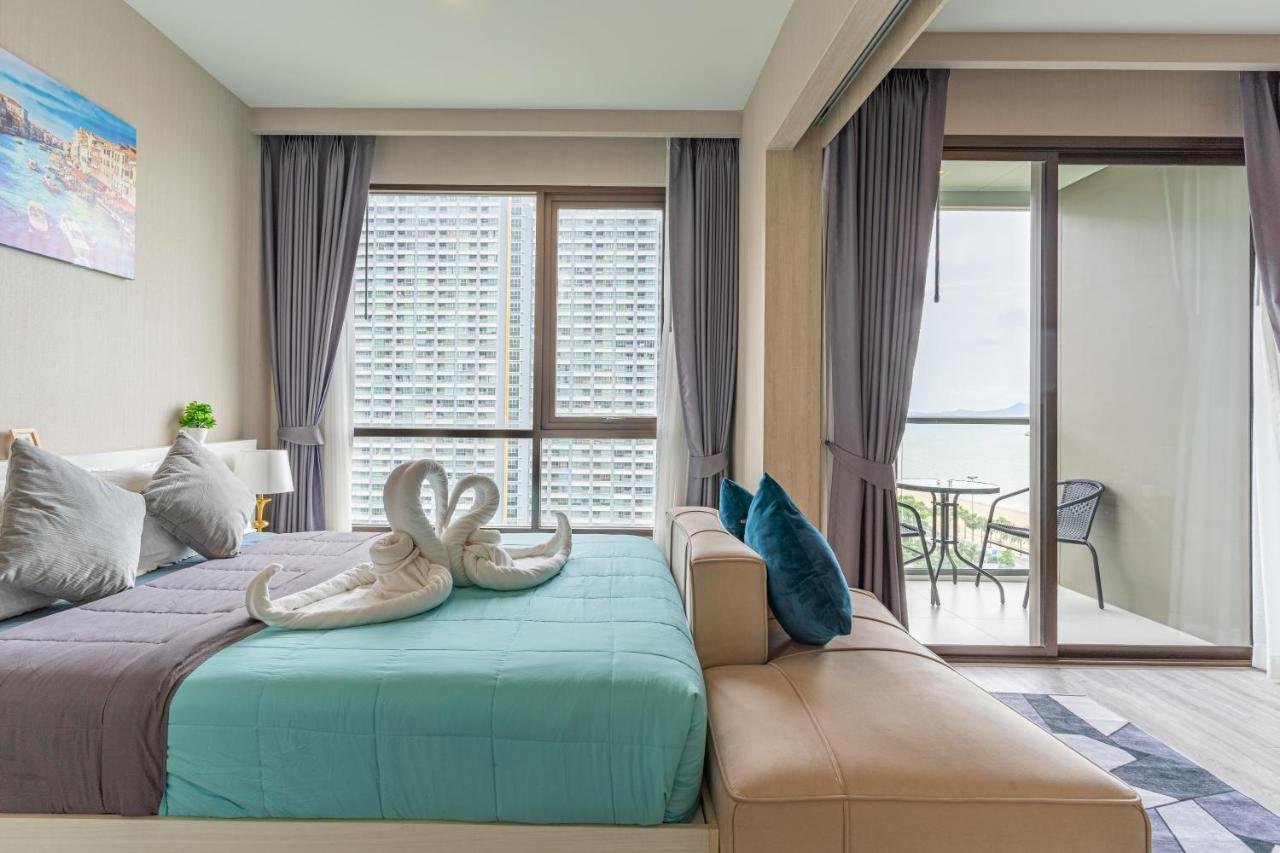 Aeras Beachfront Condominium Jomtien Beach Exterior foto